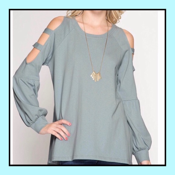 Tops - ❗️NEW ARRIVAL❗️Ladder Sleeve Top